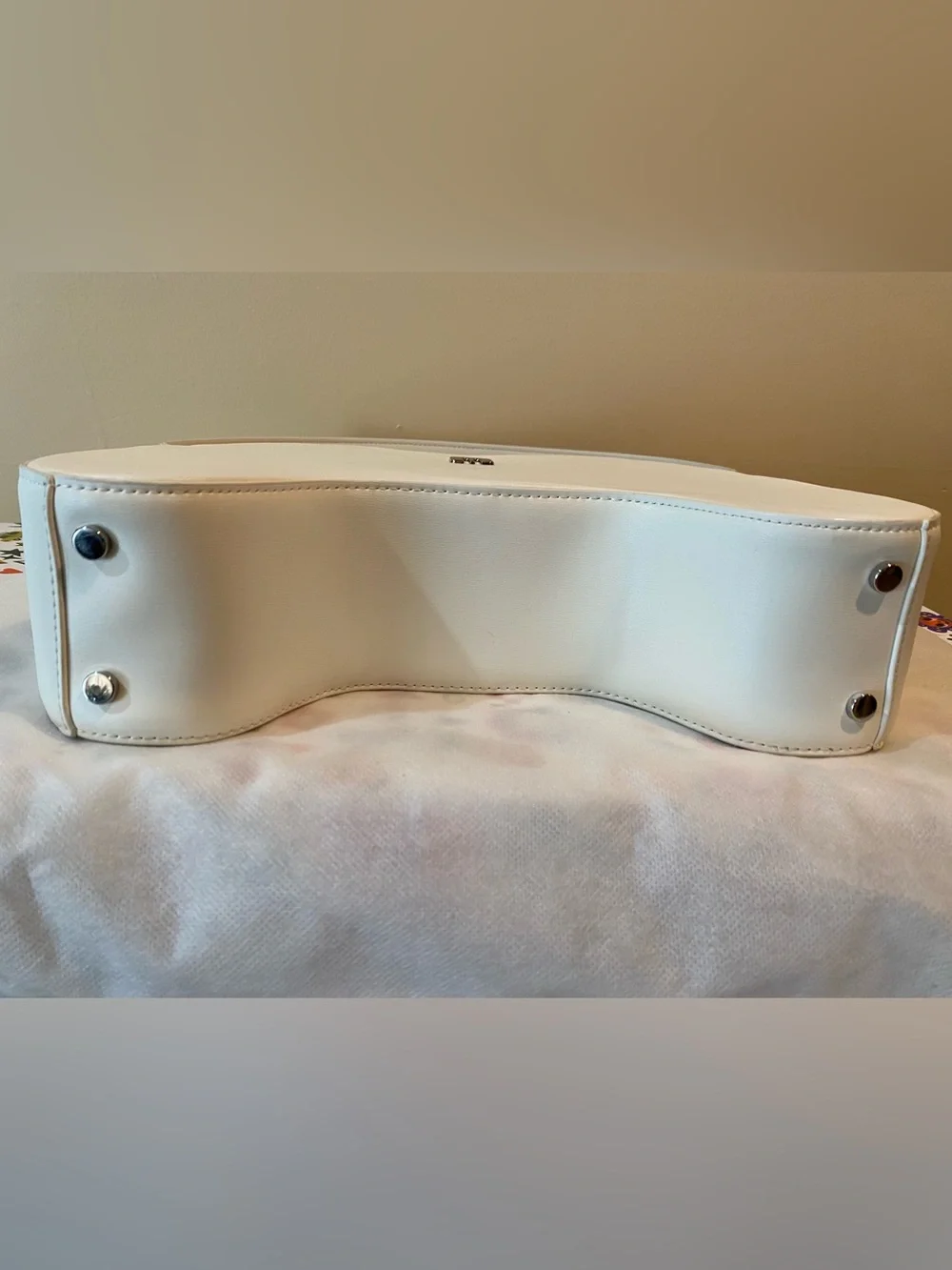 Murway White Joystick Bag